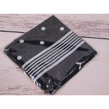 Šála Ostatní šátek bavlněný čtvercový černý s puntíky