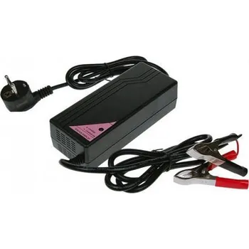 Nabíječka autobaterie Nabíječka Wilstar 12V 7A pro olověné AGM/ GEL