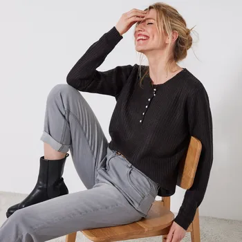 Dámský svetr Pulovr s tuniským výstřihem, hladký pletený vzor černá 42/44