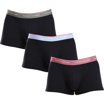 Boxerky 3PACK pánské boxerky Tommy Hilfiger tmavě modré (UM0UM01642 0XV) S UM0UM01642 0XV Možnost vrácení zboží ZDARMA do 120 dnů!