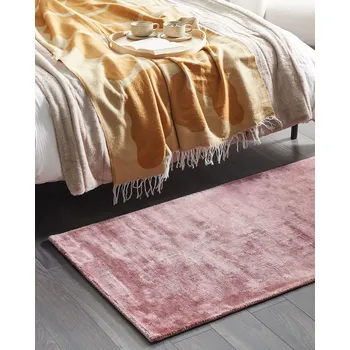 Koberec Koberec růžový viskózový 80 x 150 cm všívaný s krátkým vlasem moderní design obývací pokoj Beliani