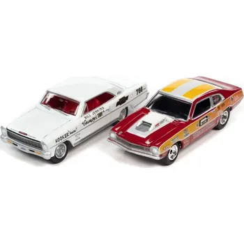 autíčko Ford Maverick Dyno Don 1970 + Chevrolet Nova Grumpy's Toy 1966 1:64 - Johnny Lightning Sada: Ford Maverick Dyno Don + Chevrolet Nova Grumpy's Toy 1985 - sběratelský model auta