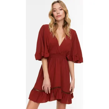 Dámské šaty Dámské šaty Trendyol Ruffled Trendyol tmavě červená 1812023