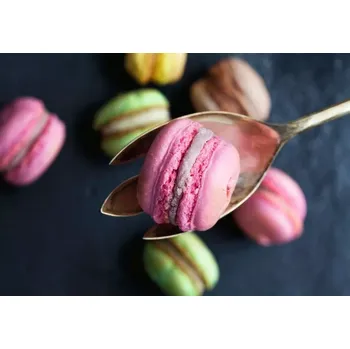 Puzzle RAVENSBURGER Moment: Makronky 300 dílků