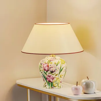 Lampička Menzel Living - stolní lampa s květinovou nohou bílá, červená, zelená, mosaz 1 x 42 W - Doprava zdarma
