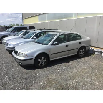 Škoda Octavia I 1.6 benzín SLX