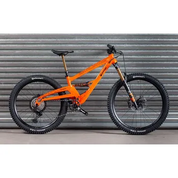 Jízdní kolo Orange Bikes Satsuma SE