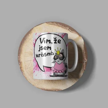 Hrnek Vím, že jsem krásná - Červená