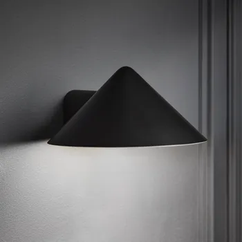 Venkovní osvětlení FRANDSEN LED nástěnné svítidlo Grasp, černé, šířka 15 cm, kovové černá 1 x 4 W LED - Doprava zdarma