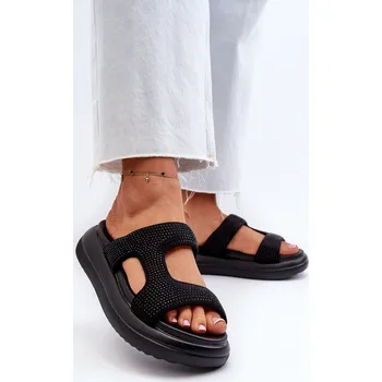 Dámské pantofle Ozdobené dámské sandály na platformě Jestella Barva: Černá, Velikost: 36