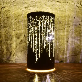 Svícen SOLENIA | 20,5 cm skleněný svícen s LED osvětlením | matný bílý dekor Dedra