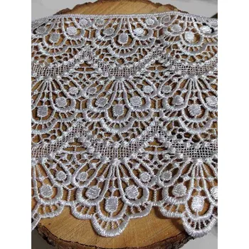 Vzdušná krajka šíře 180 mm barva bílá