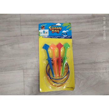 Houpací kůň DANAPO Hra házecí kroužky a kolíky plast 15cm pro 4 hráče od 3 let