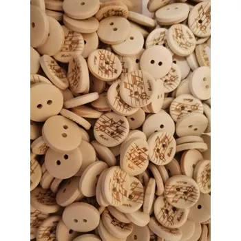 Dřevěný knoflík s potiskem notové osnovy