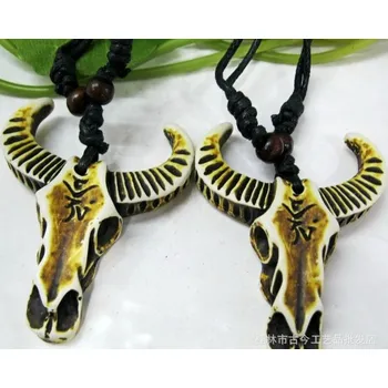 Přívěsek Mýtus krásy ---přívěšek býčí hlava 1