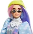 Panenka Barbie Extra V čepici