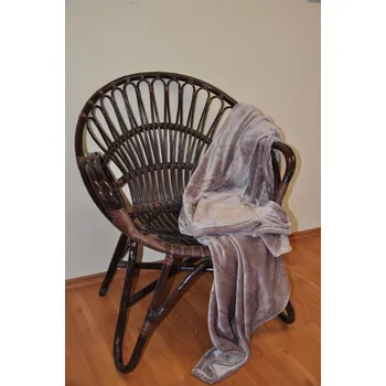 Křeslo Axin Trading s.r.o. Ratanové křeslo Lentera hnědé plus deka Axin Trading s.r.o.