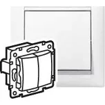 Legrand VALENA 774408 2XSTŘ. PŘEPÍNAČ Č.6+6 BÍLÁ