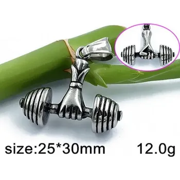 Přívěsek Ruka držící činku - přívěsek z oceli (Ruka držící činku - ocelový přívěsek)