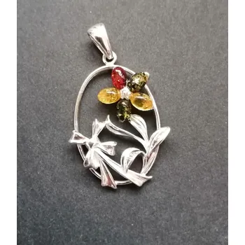 Přívěsek Ovál s jantarovým květem - stříbrný přívěsek