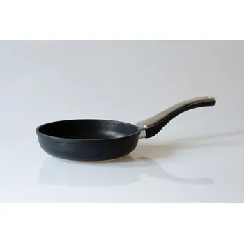 Pánev titanová pánev baf gigant new line 18 cm