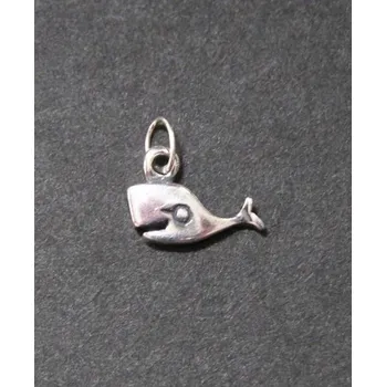 Přívěsek Malá velryba - stříbrný přívěsek