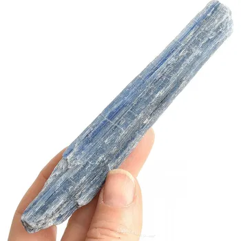 Přírodní kámen Přírodní krystal distenu z Brazílie 68g