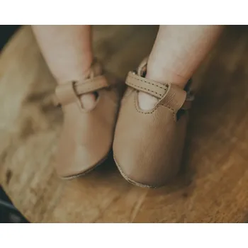 Capáčky Donsje Kožené capáčky Elia Praline Velikost: 24-30 měsíců Donsje Elia