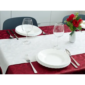 ubrus HEDVA ČESKÝ BROKÁT Ubrus Odaska 40x140 krucánky bílá