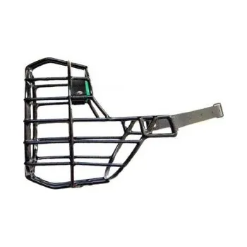 Náhubek pro psa Náhubek CHOPO černý gumoplast boxer, šarpej fena