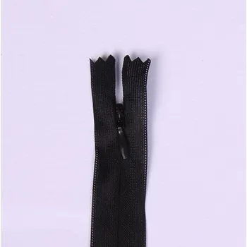 Zip Skrytý zip černé barvy 30cm I-3W0-30-332