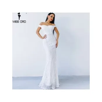 Dámské šaty Lesklé maxi šaty s odhalenými rameny FT4912-1 LissCord Barva: Bílá, Velikost: S