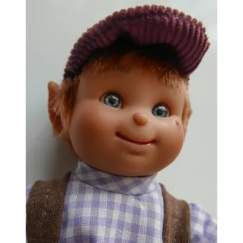 Panenka Skřítek Ferda od firmy Lamagik ze Španělska ( Medievales - 18 cm)