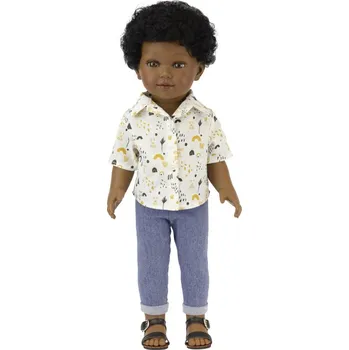 Panenka Realistická panenka snědý chlapeček Karim v bílé košili s potiskem od firmy Vestida de Azul (Karim - černé kudrnaté vlasy - afro - 45 cm )