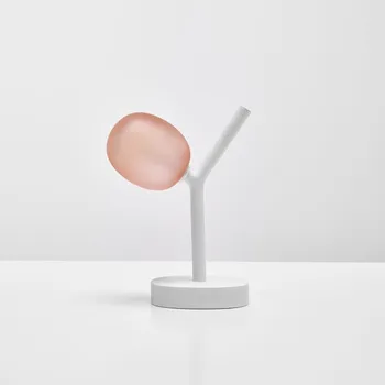 Lampička Brokis PC01233 Ivy table battery, stolní lampička z foukaného skla s baterií, růžové sklo/bílá, 1x1,2W LED G4, výška 28,3cm