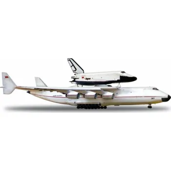 Plastikový model Recenze Herpa Antonov An-225 Mrija & Buran 1:500