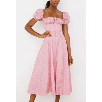 Dámské šaty Dámské romantické letní šaty se čtvercovým výstřihem a nabíranými rukávy Barva: růžové s růžovými květy, Velikost: L