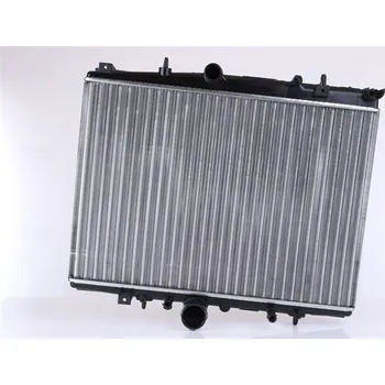 Motor automobilu Chladič, chlazení motoru NISSENS 63703