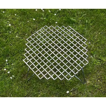 Rošt do krbu a kamen Grilovací rošt s nožičkami