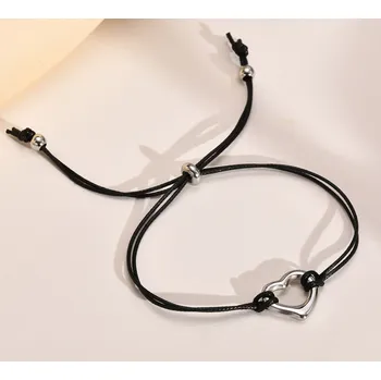 Náramek B-TOP Provázkový náramek s nerezovým přívěskem Typ: Typ 2