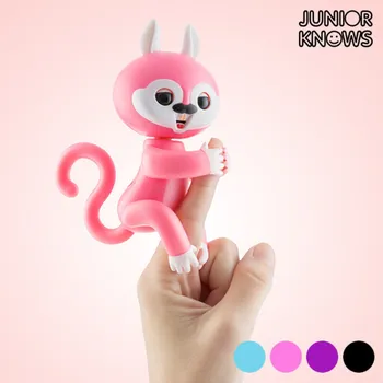 Panenka Falanzo Fun Interaktivní Veverka s Pohyby a zvukem Junior Knows Barva: Tmavě fialová