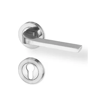 Dveřní kování AC-T SERVIS Dveřní klika ULM nerez - kulatá rozeta Provedení kliky: vč. rozety PZ - fabkový klíč, Mechanizmus rozety: Kovová konstrukce