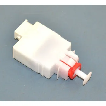 Autoelektrika Tepelný spínač pro ventilátor OPEL CORSA , VECTRA (OPEL 1338504 OPEL 1341020 OPEL 90336709 OPEL 90355743 GENERAL MOTORS 90336709 GENERAL MOTORS 90355743 VEMO V40-99-1078)