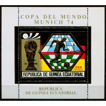 Poštovní známka (1974) BLOCK A 124 ** - Guinea Ecuatorial - MS ve fotbale Mnichov 74 - přítisk