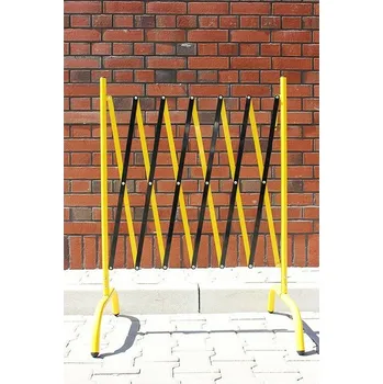 Plotový sloupek Černo-žlutá ocelová mobilní bariéra - délka 310 cm, výška 109 cm