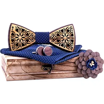 Dřevěný motýlek s kapesníčkem a manžetovými knoflíčky a broží 709213