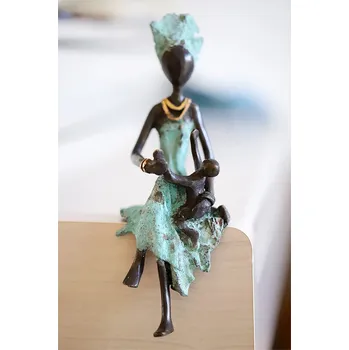 Hammershus Fairtrade Kovová soška matky s dítětem z Burkiny Faso, 15 cm Soška