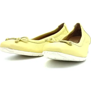Dámské baleríny Dámské kožené baleríny 9-9-22106-28 655 Caprice žluté Barva: vanilla de.per, Velikost: 37