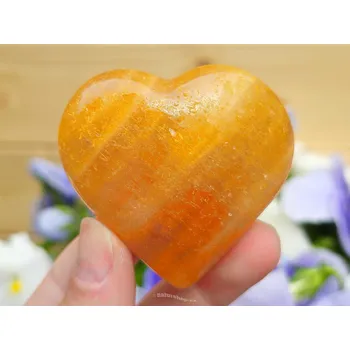 Přírodní kámen Oranžový kalcit srdce z Pákistánu 100g