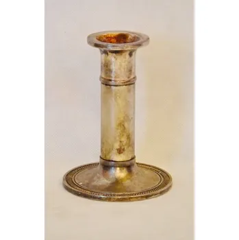 Svícen Tepaný stolní svícen stříbrný